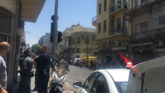 بالفيديو: بينها اصابة خطرة  - اصابة 4 أشخاص بحادث طرق في مدينة يافا 